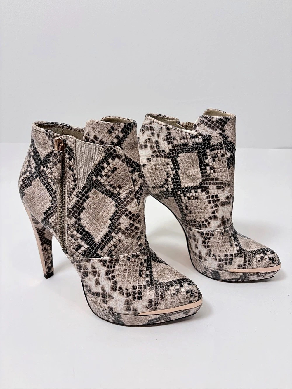 Hervé Léger Mercer Snakeskin Print Platform Ankle Boots – US 6.5
